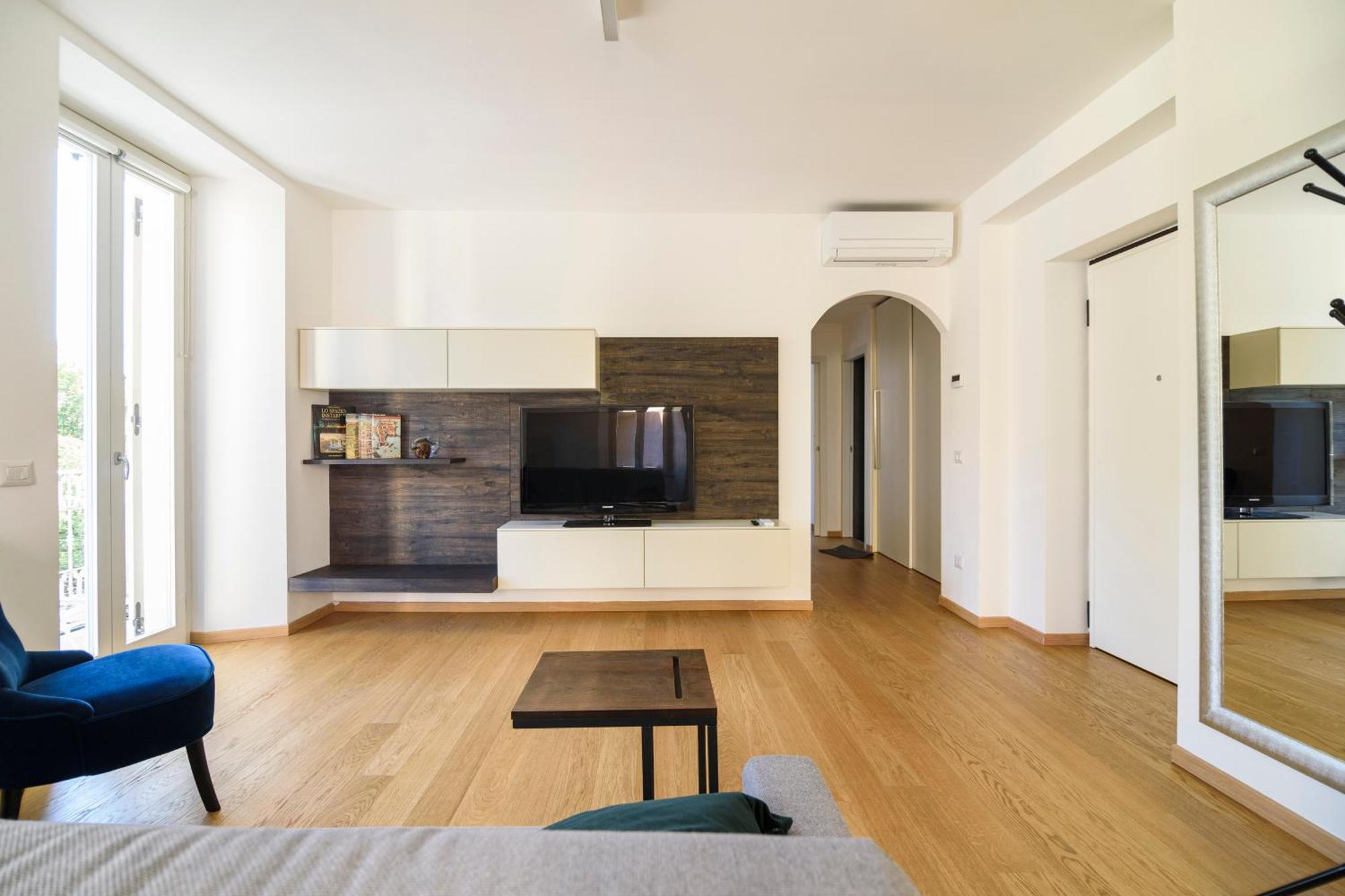 Historical Center - Free Parking And Private Terrace Apartment Комо Екстериор снимка